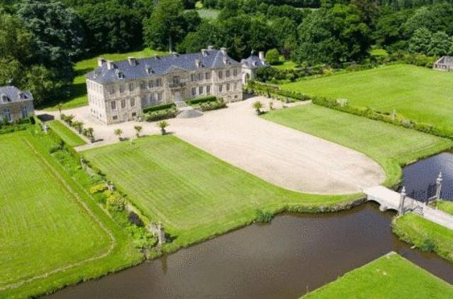 Chateau De Pont-Rilly Négreville Exterior photo